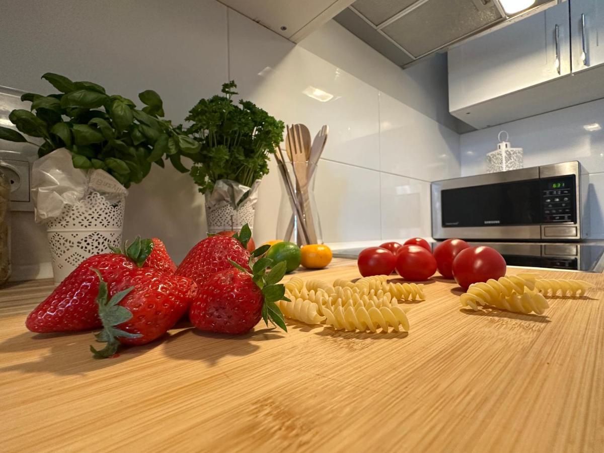 Apartament Wroclawia ภายนอก รูปภาพ