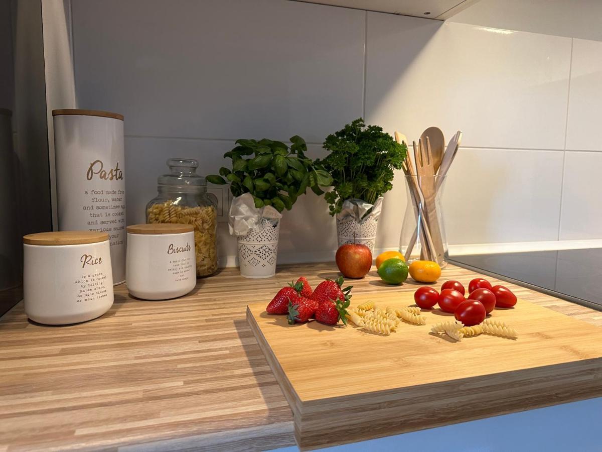 Apartament Wroclawia ภายนอก รูปภาพ