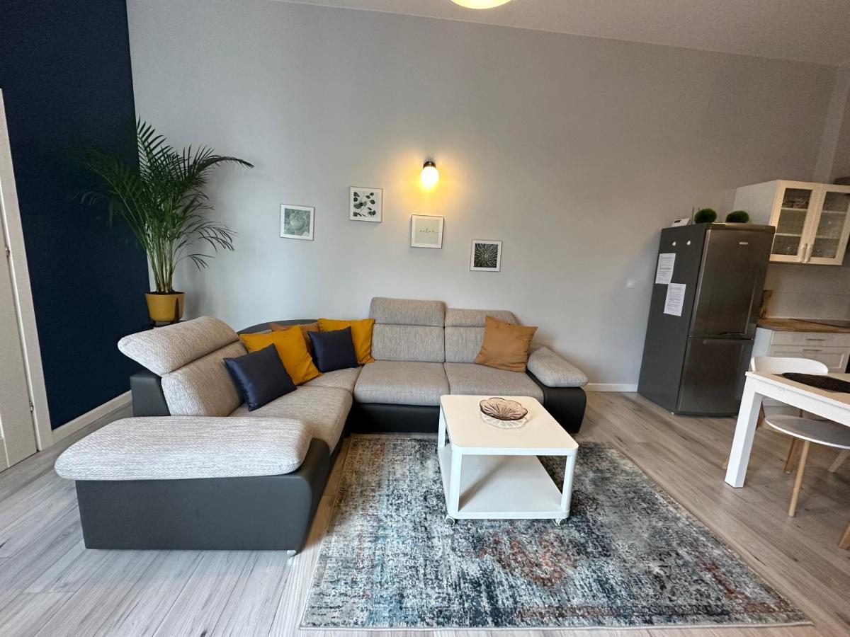 Apartament Wroclawia ภายนอก รูปภาพ