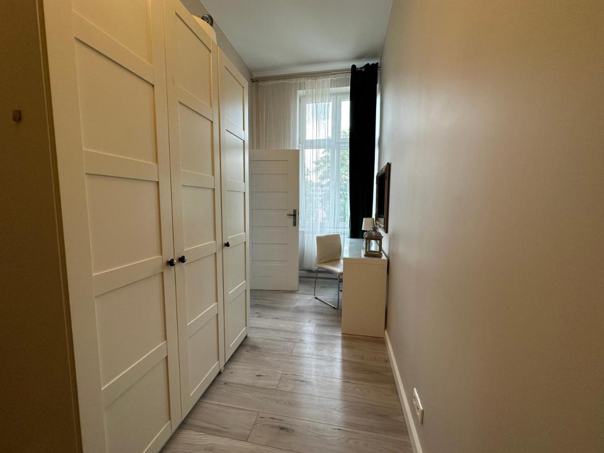 Apartament Wroclawia ภายนอก รูปภาพ