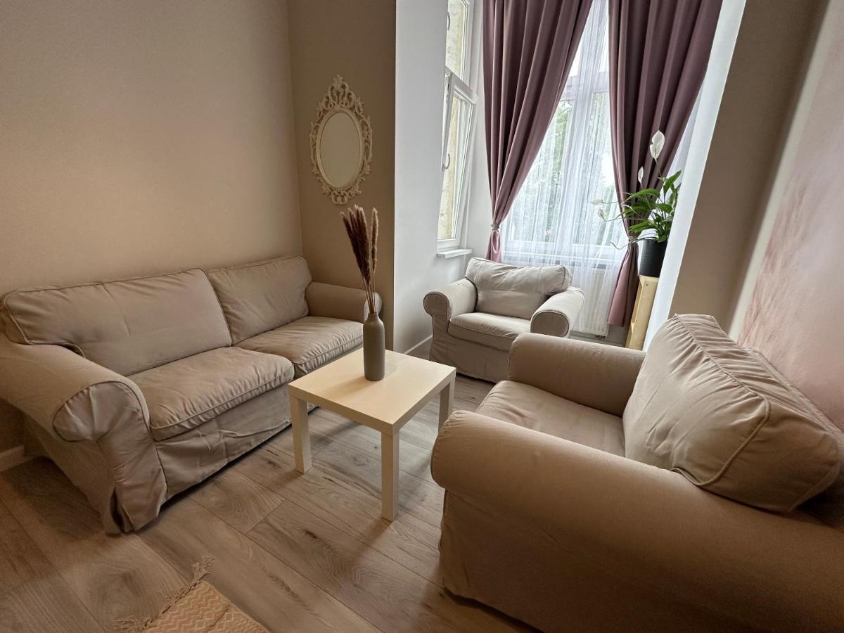 Apartament Wroclawia ภายนอก รูปภาพ