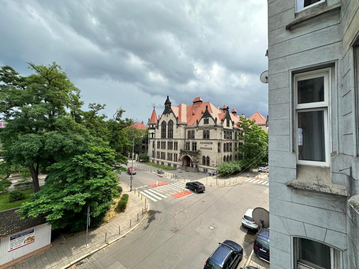 Apartament Wroclawia ภายนอก รูปภาพ