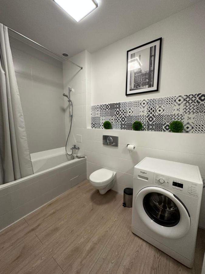 Apartament Wroclawia ภายนอก รูปภาพ