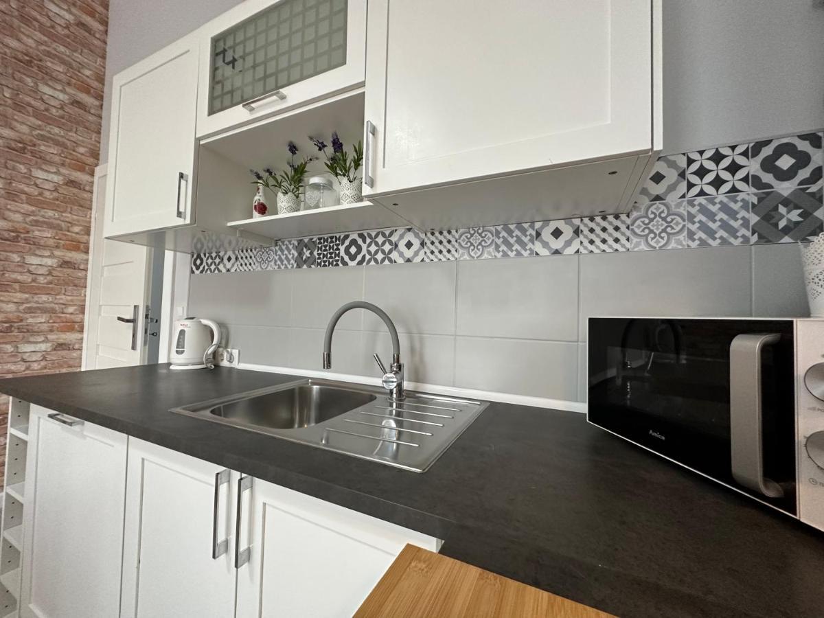 Apartament Wroclawia ภายนอก รูปภาพ