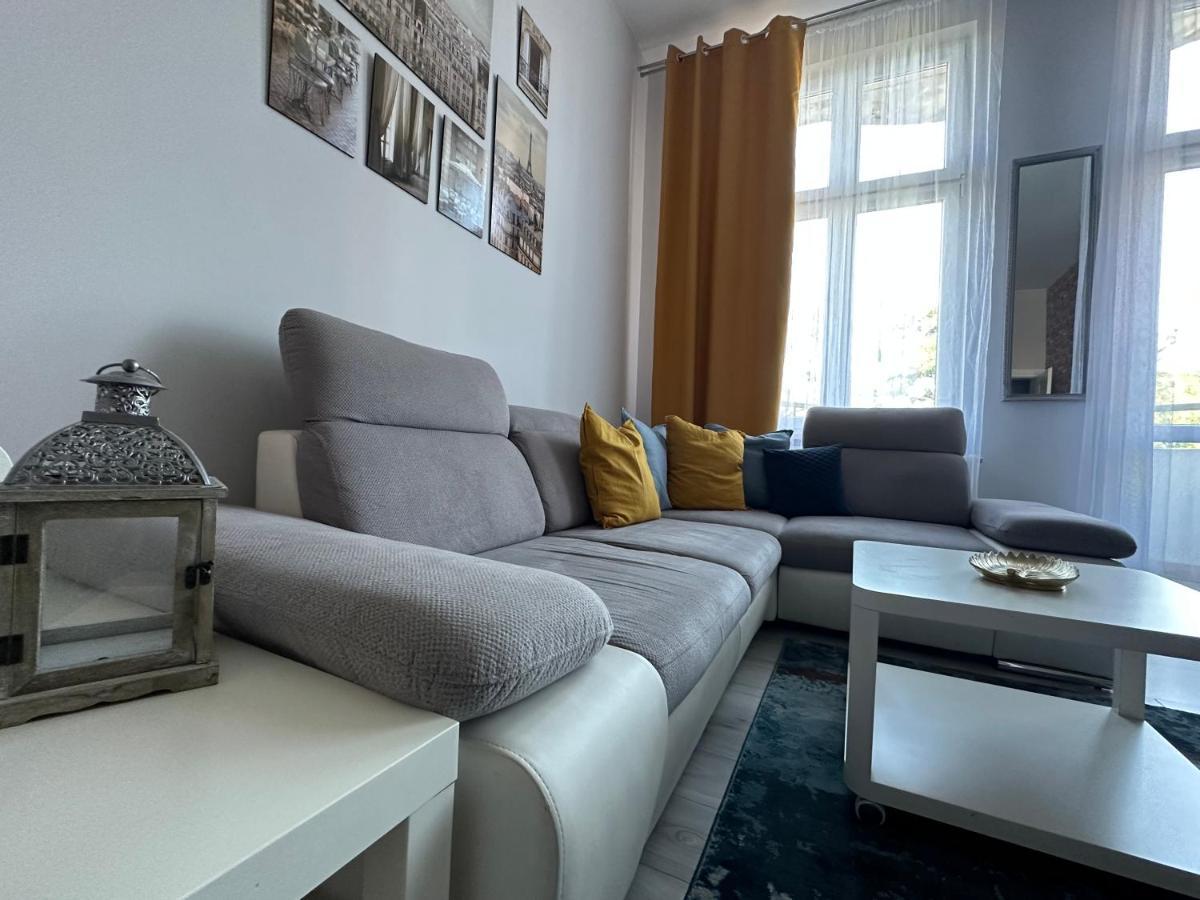 Apartament Wroclawia ภายนอก รูปภาพ